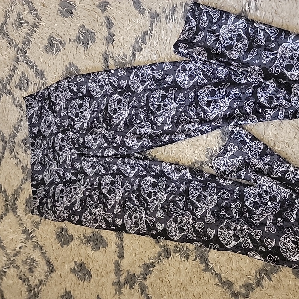 Skull legging